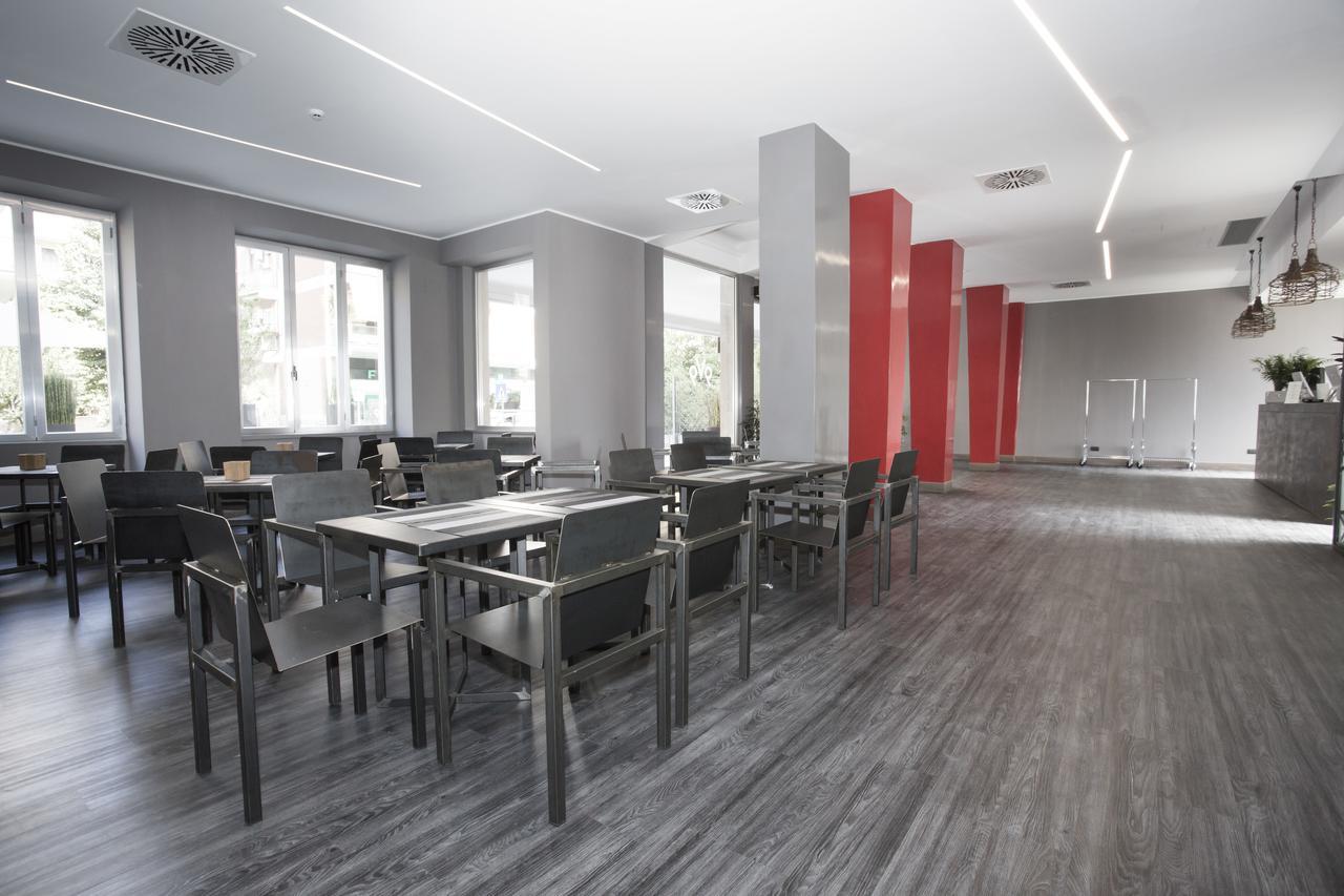 V99 Hotel Róma Kültér fotó