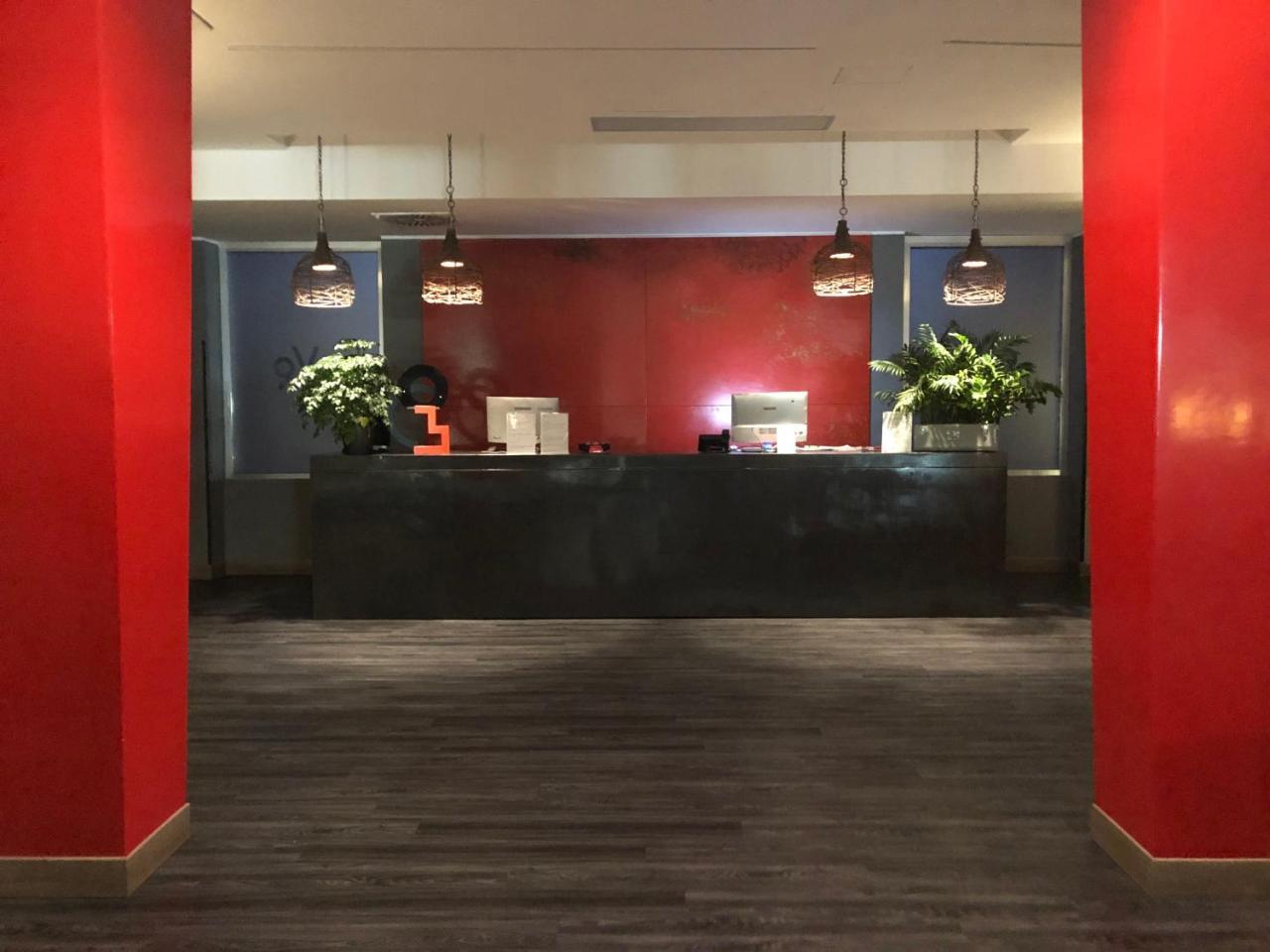 V99 Hotel Róma Kültér fotó