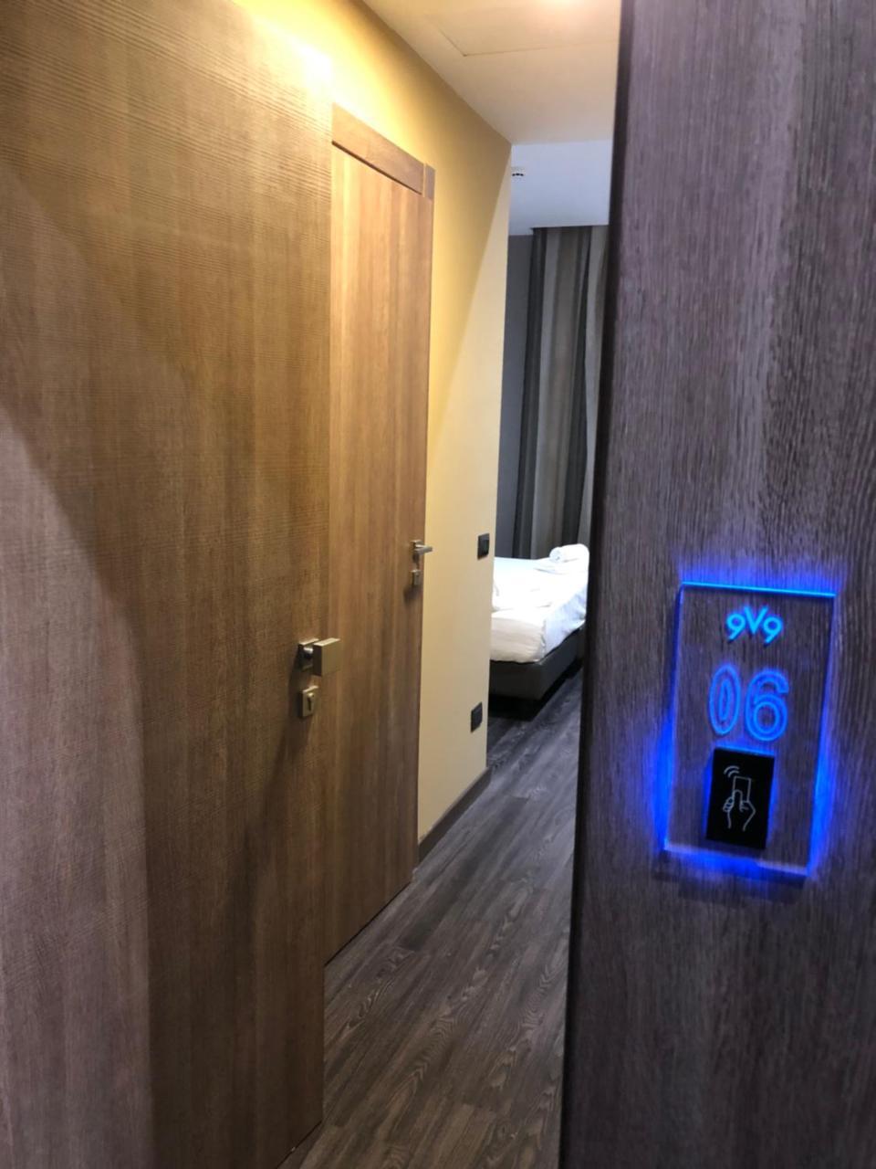 V99 Hotel Róma Kültér fotó
