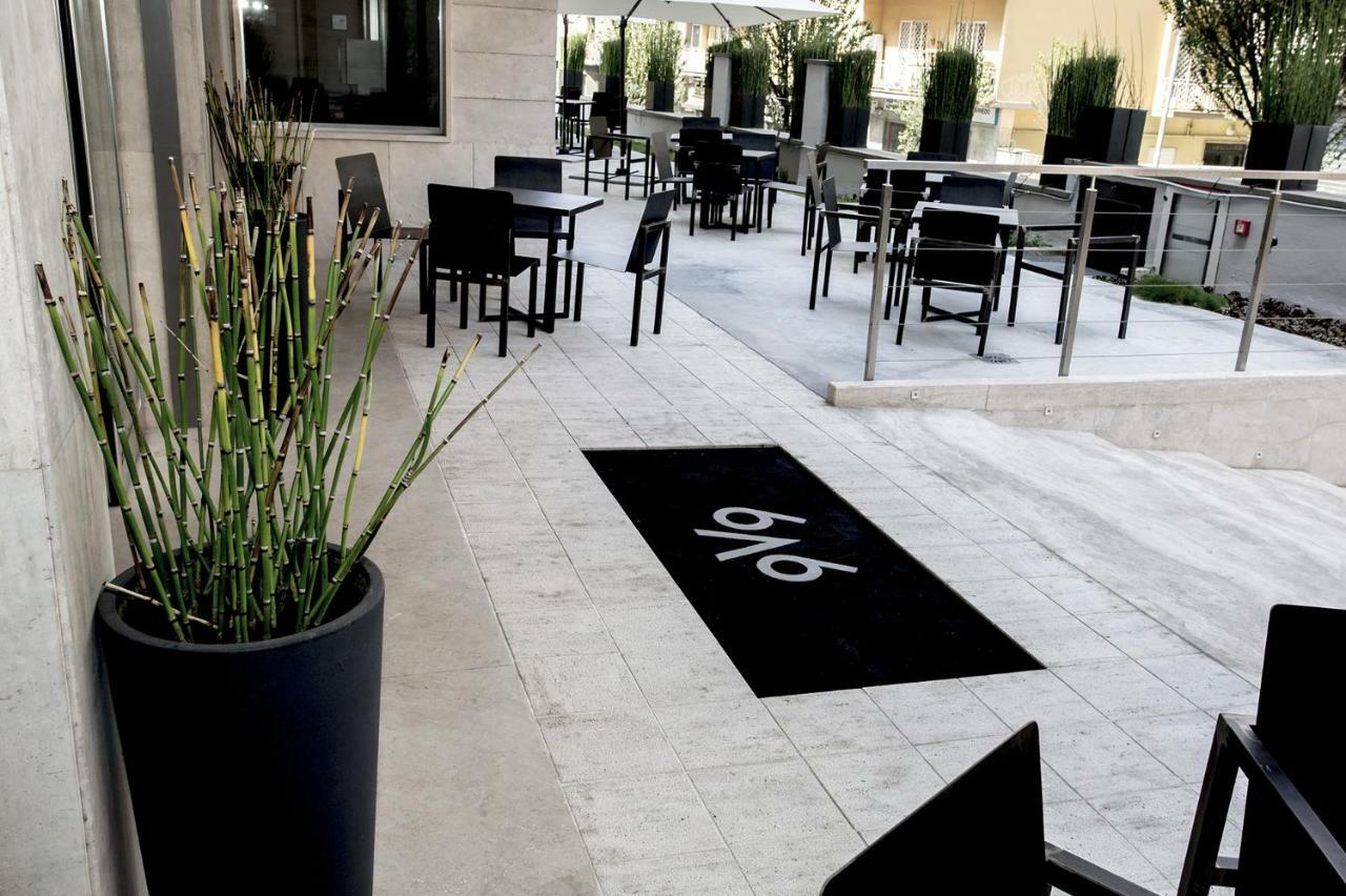 V99 Hotel Róma Kültér fotó