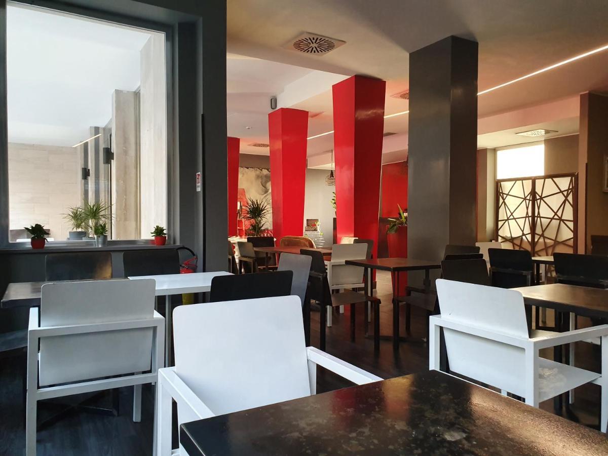 V99 Hotel Róma Kültér fotó